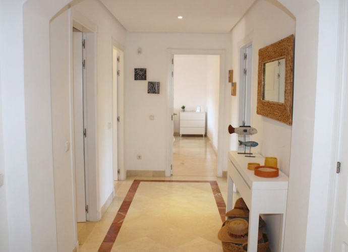 Appartement milieu d’Etage situé à Bahía de Marbella Gran Bahía  - 6