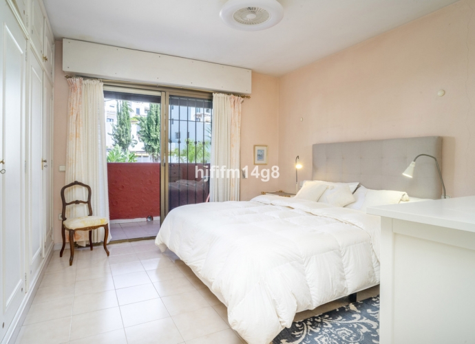 Villa Independiente en Nueva Andalucía - 10