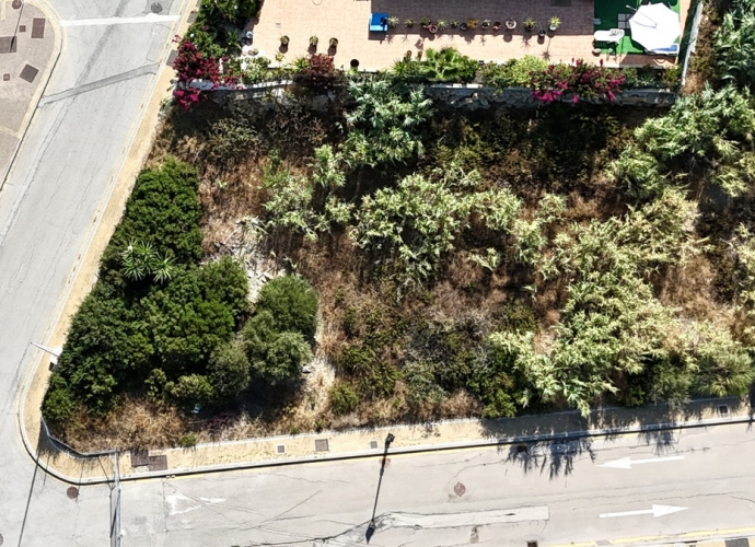 Plot Land in Estepona - 4