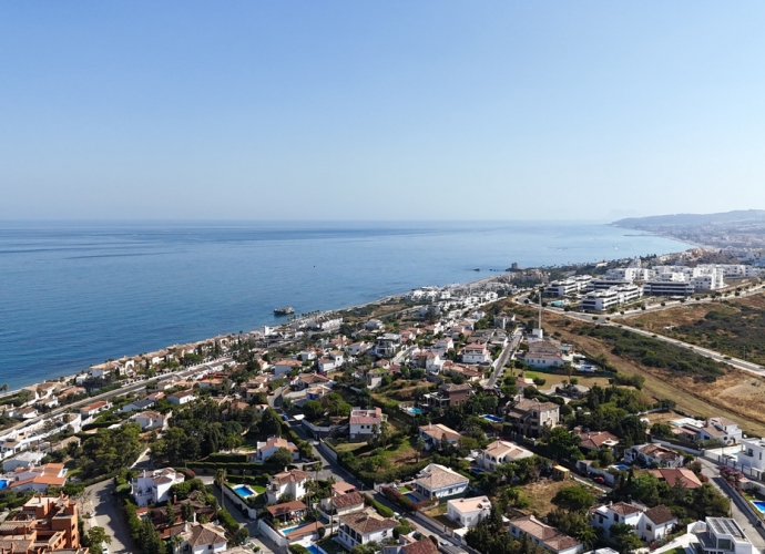 Plot Land in Estepona - 9