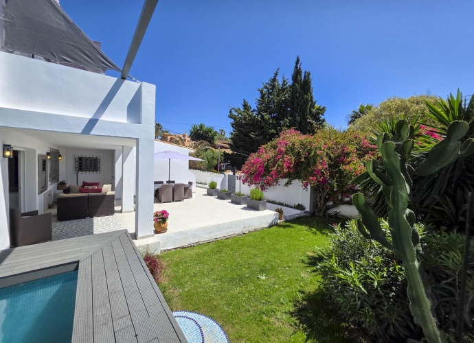 Villa Detached in Estepona - 4