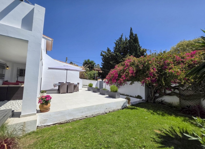 Villa Detached in Estepona - 9