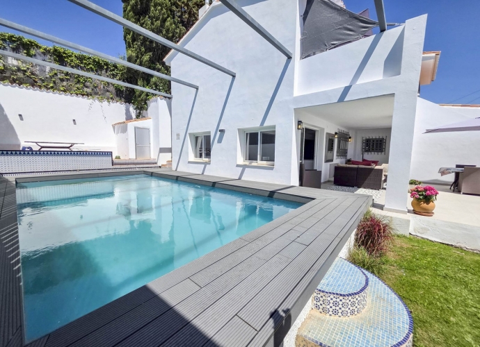 Villa Detached in Estepona - 10