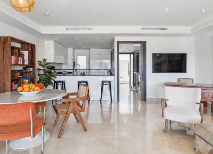 Townhouse Terraced in The Golden Mile - 3