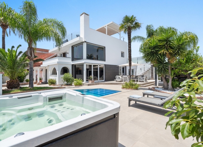 Villa Independiente en Nueva Andalucía Villas en Nueva Andalucia  - 2