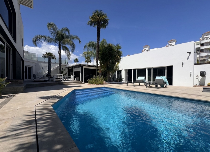 Villa Independiente en Nueva Andalucía Villas en Nueva Andalucia  - 6