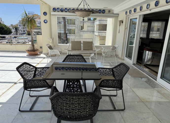 Apartamento Planta Media en Puerto Banús - 1
