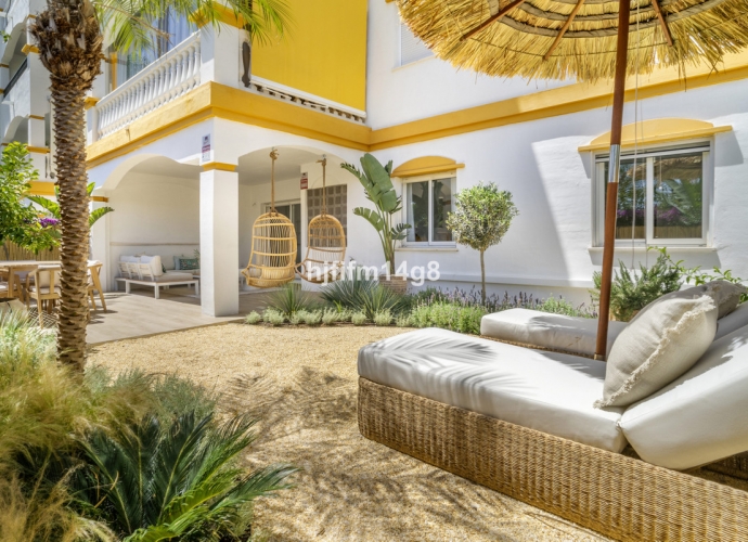 Apartamento Planta Baja en Nueva Andalucía Dama de Noche  - 2
