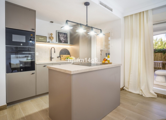 Apartamento Planta Baja en Nueva Andalucía Dama de Noche  - 8