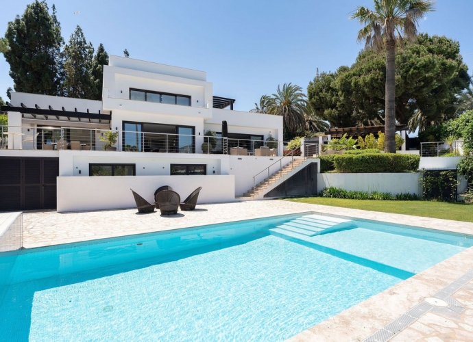Villa indépendante situé à Nueva Andalucía - 1