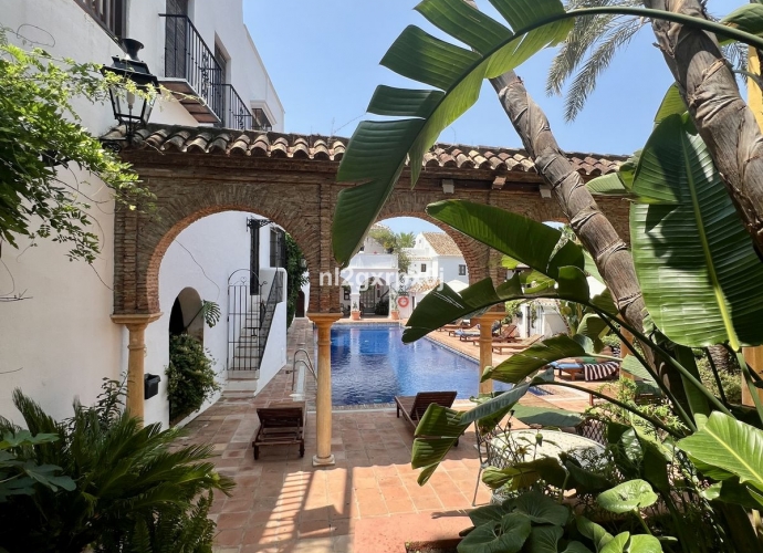 Villa Adosada en The Golden Mile Señorio de Marbella  - 6