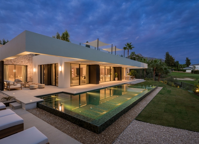 Villa Independiente en Nueva Andalucía Villas en Nueva Andalucia  - 2