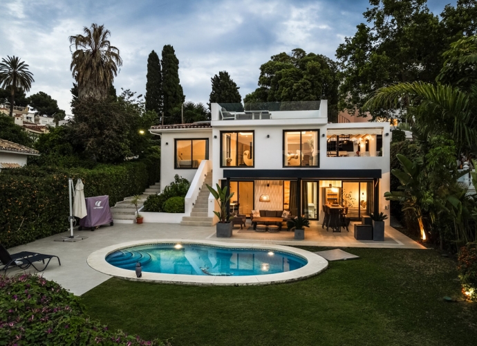 Villa Independiente en Nueva Andalucía Villas en Nueva Andalucia  - 1