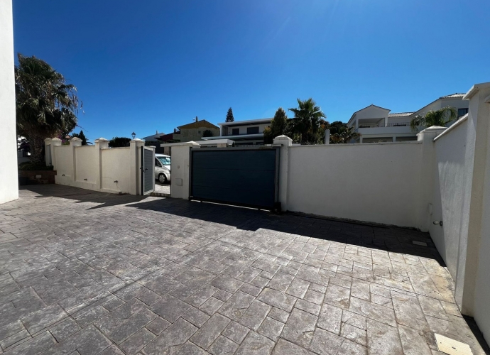 Villa indépendante situé à Estepona - 3