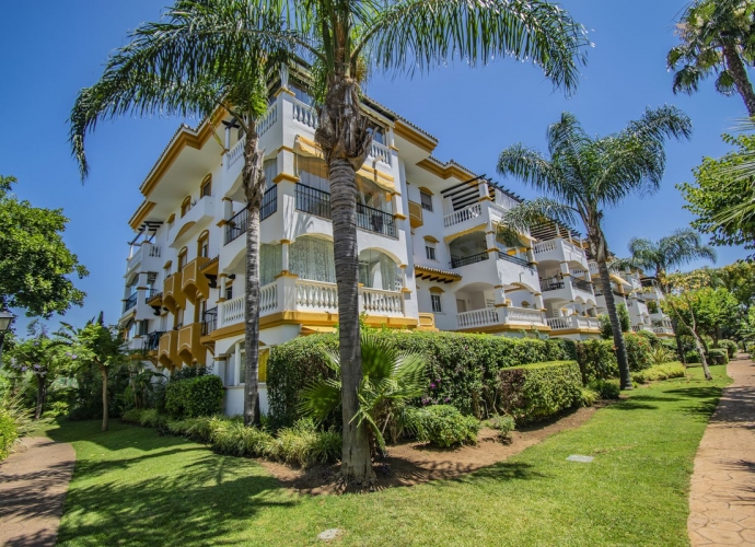 Apartamento Planta Baja en Nueva Andalucía Dama de Noche  - 3