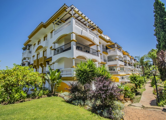 Apartamento Planta Baja en Nueva Andalucía Dama de Noche  - 9