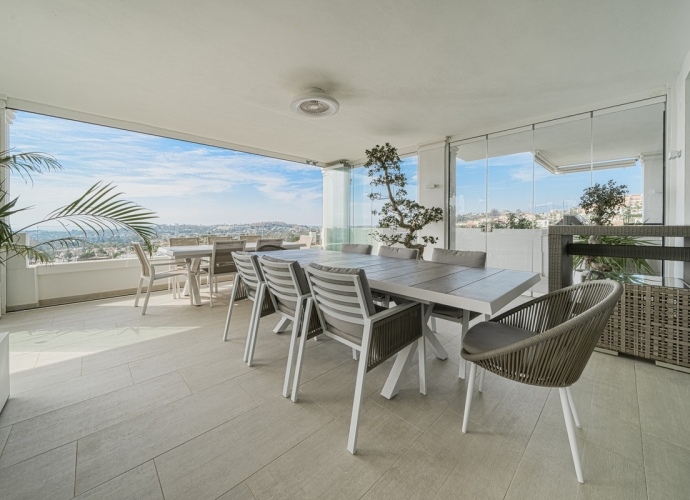 Appartement milieu d’Etage situé à Aloha - 1