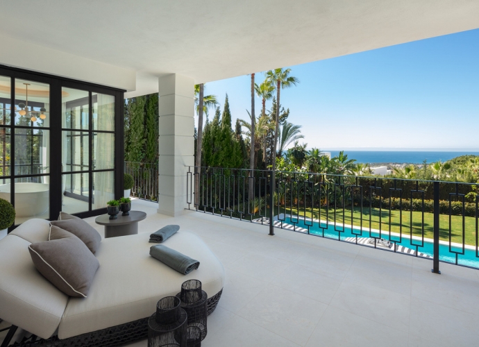 Villa Detached in Sierra Blanca - 2