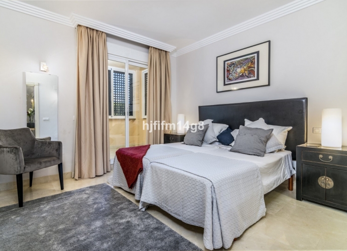 Apartamento Planta Baja en Nueva Andalucía Albatros Hill Club  - 10