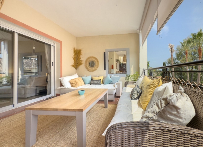 Apartamento Planta Media en Nueva Andalucía River Garden  - 1