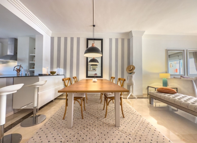 Apartamento Planta Media en Nueva Andalucía River Garden  - 5