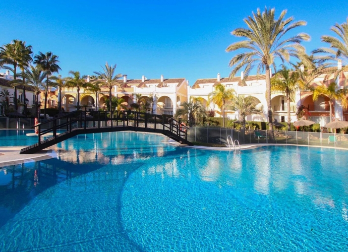 Maison de Ville situé à Bahía de Marbella Las Dunas  - 9