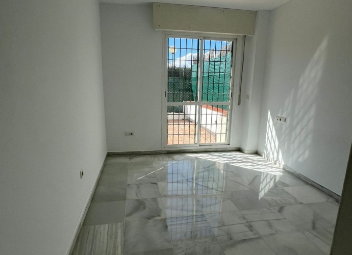 Appartement  rez de chaussée situé à Nueva Andalucía Lorcrimar  - 9