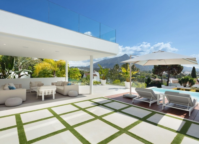 Villa Independiente en Nueva Andalucía Villas en Nueva Andalucia  - 2