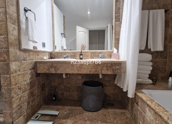 Appartement  rez de chaussée situé à Estepona - 6