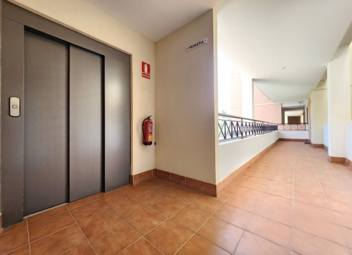 Apartamento Planta Media en Nueva Andalucía - 2