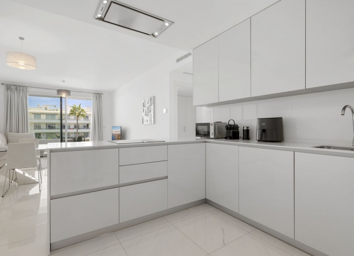 Appartement milieu d’Etage situé à New Golden Mile - 10