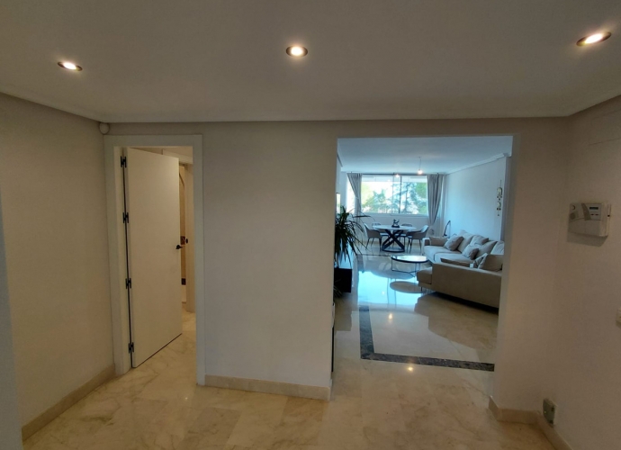 Appartement milieu d’Etage situé à Nagüeles - 9