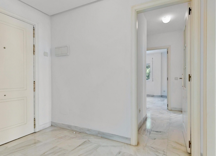 Studio Middle Floor in Marbella - 3