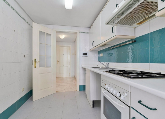 Studio Middle Floor in Marbella - 8