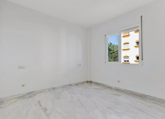 Studio Middle Floor in Marbella - 10