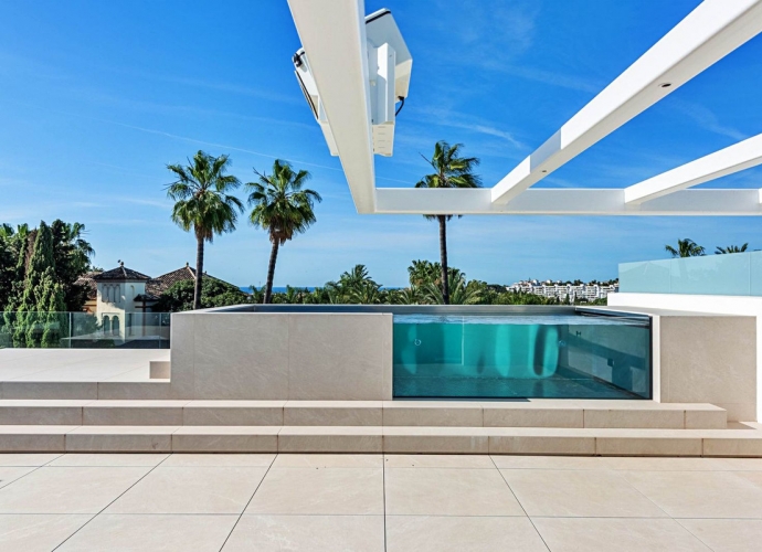 Villa Semi Detached in The Golden Mile - 5