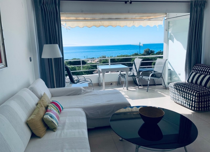 Apartamento Planta Media en Costabella - 2