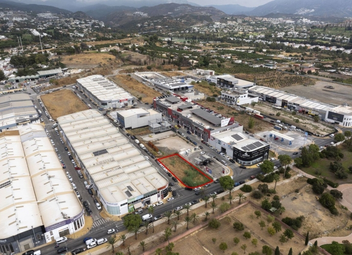 Plot Commercial in San Pedro de Alcántara - 10