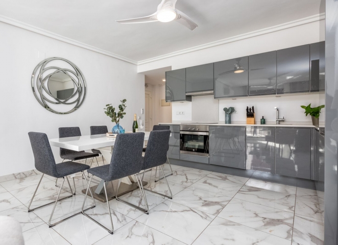 Apartamento Planta Media en Nueva Andalucía - 4