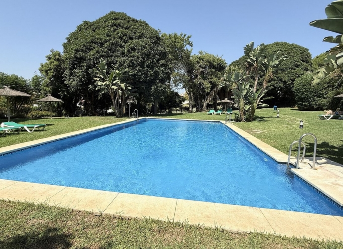 Apartamento Planta Media en Guadalmina Alta - 3