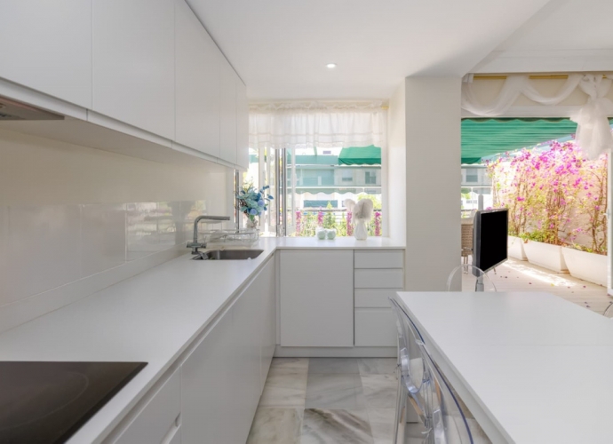 Apartamento Planta Media en Nueva Andalucía - 8