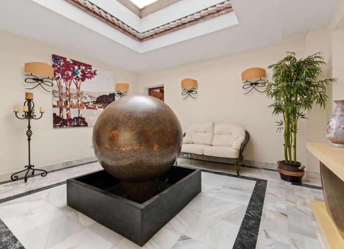 Villa Detached in Estepona - 6