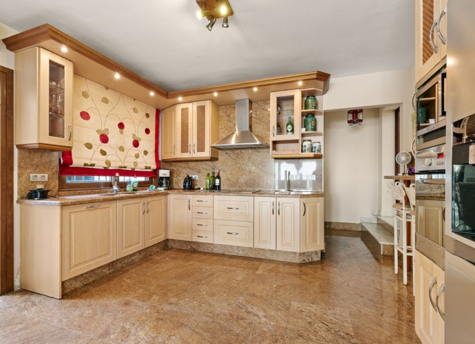 Villa Detached in Estepona - 7