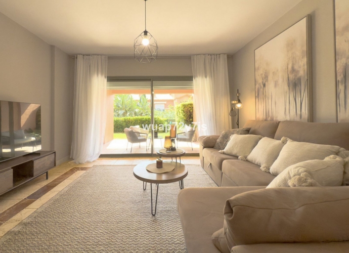 Apartment Ground Floor in Estepona - 1