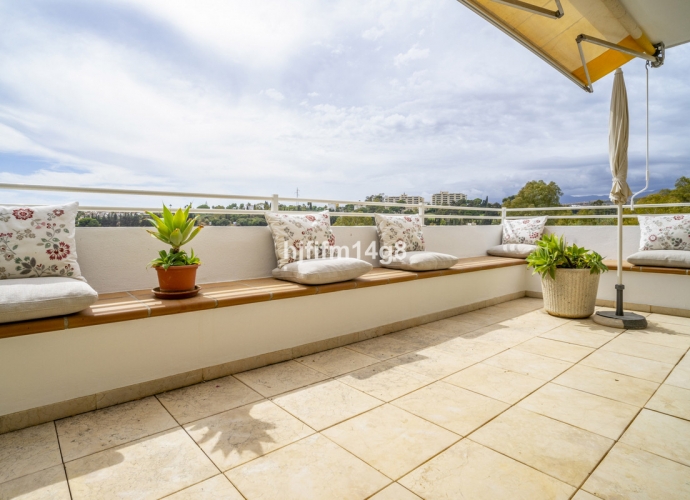 Apartamento Planta Media en Guadalmina Alta - 3