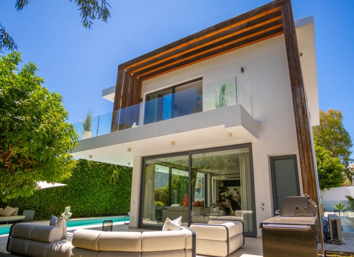 Villa Detached in Estepona - 2