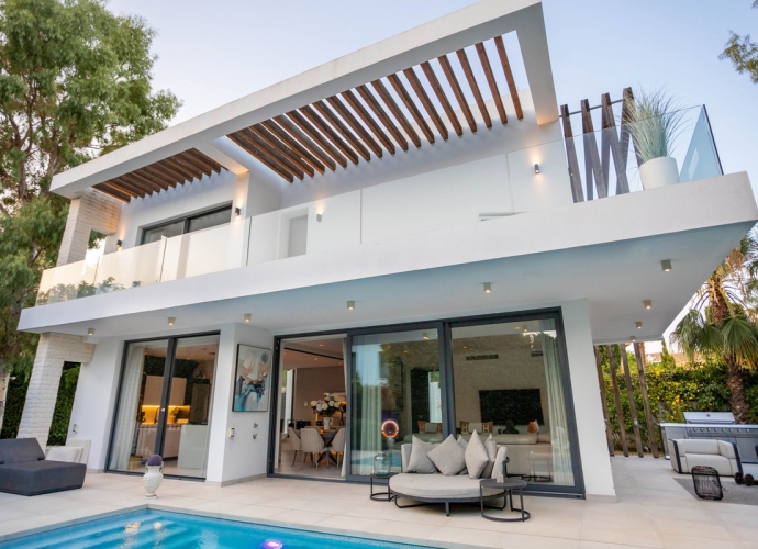 Villa Detached in Estepona - 8