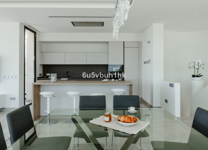 Villa Detached in Estepona - 10