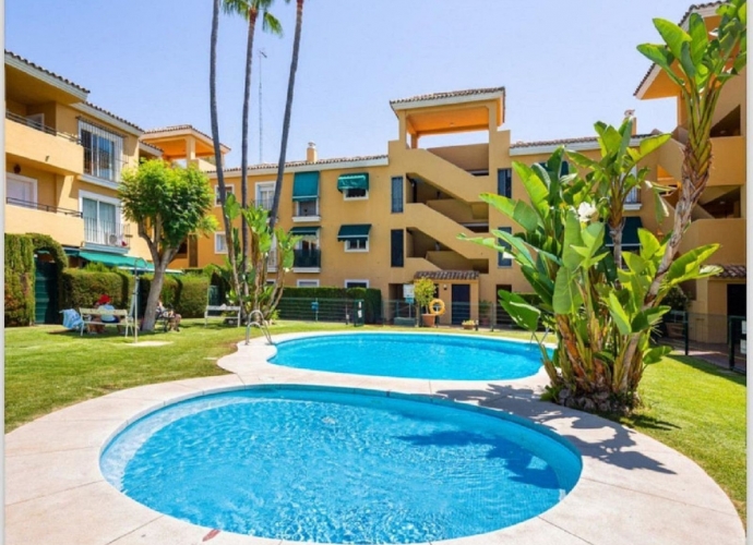 Apartamento Planta Media en Guadalmina Baja - 2