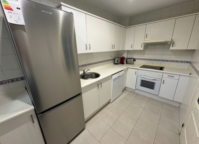 Apartamento Planta Media en Guadalmina Baja - 6